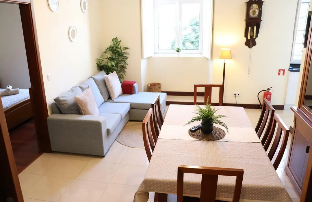 Jardim Das Amoreiras Central Apartment-1